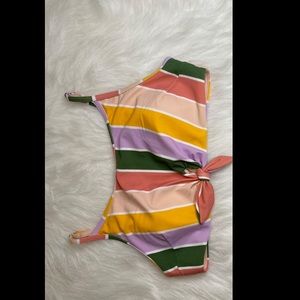 Medium Hollister bathing suit top